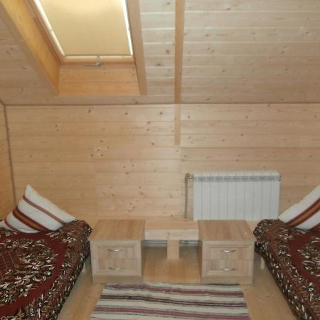 Karpatskiy Domik Izky Exterior foto