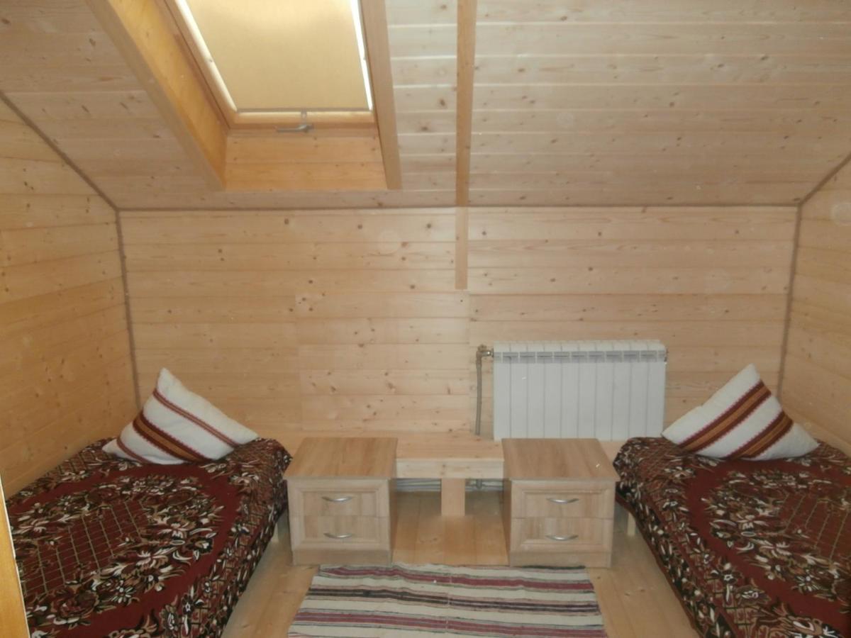 Karpatskiy Domik Izky Exterior foto