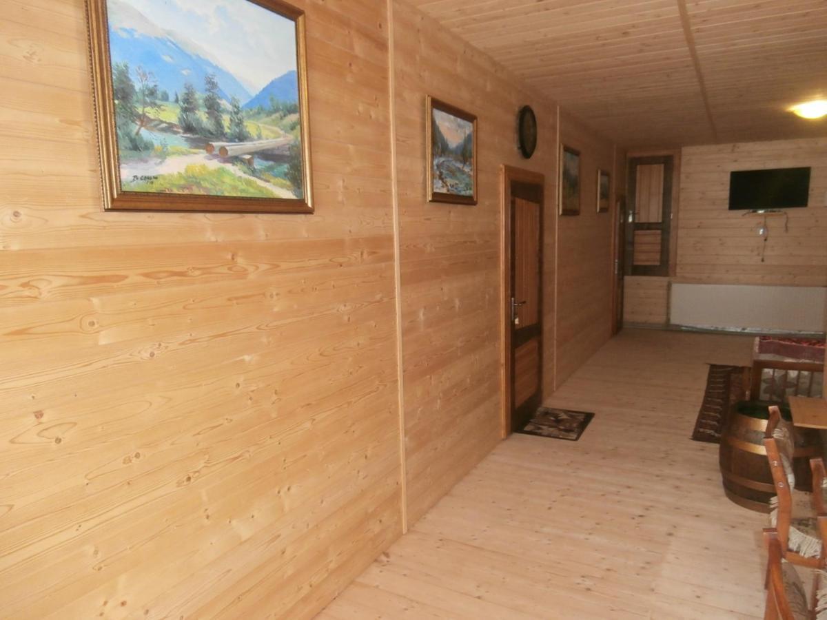 Karpatskiy Domik Izky Exterior foto